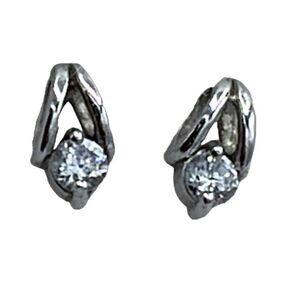 Vintage Sterling silver CZ post style Thailand earrings